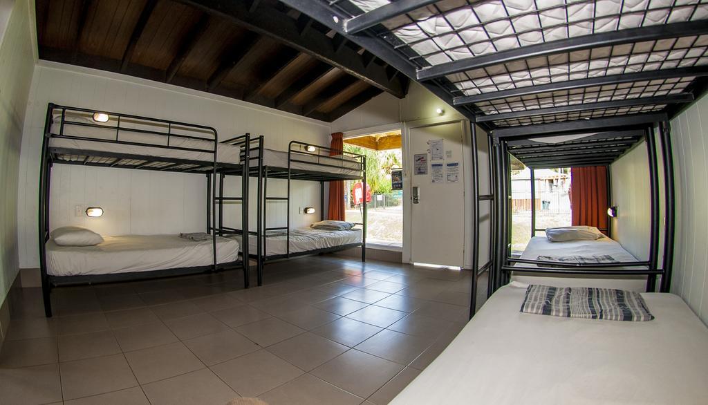 Nomads Airlie Beach (Adults Only) Dış mekan fotoğraf