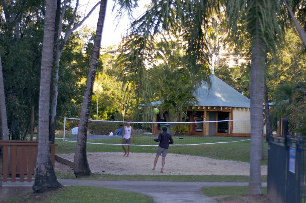 Nomads Airlie Beach (Adults Only) Dış mekan fotoğraf