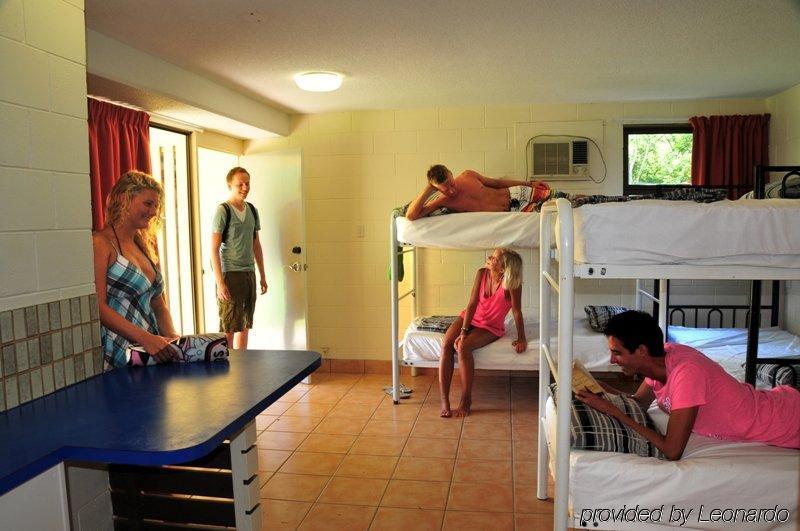 Nomads Airlie Beach (Adults Only) Dış mekan fotoğraf